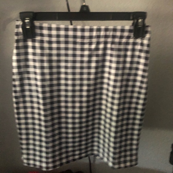 Shein skirt - Picture 3 of 3